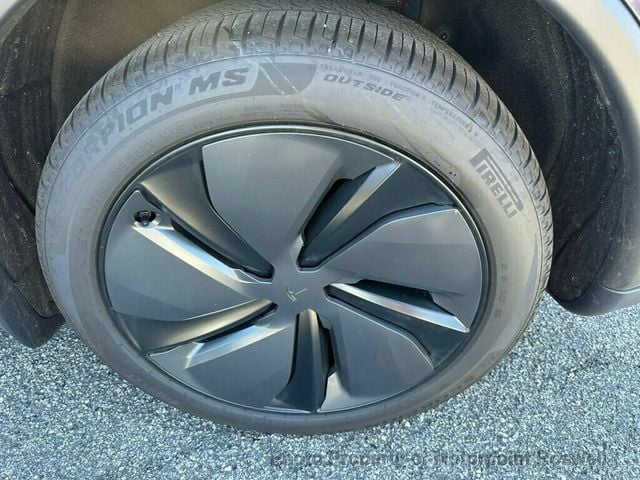 2026 Tesla Model Y Long Range Launch Series AWD - 22943300 - 27