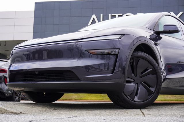 2026 Tesla Model Y Long Range Launch Series AWD - 22953298 - 1