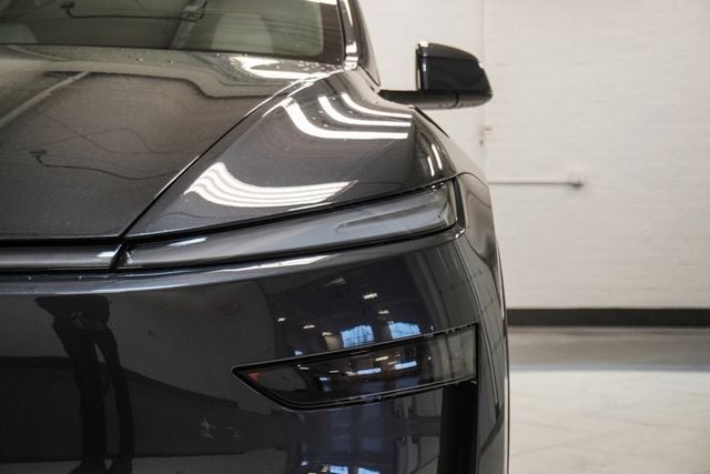 2026 Tesla Model Y Long Range Launch Series AWD - 22953298 - 36