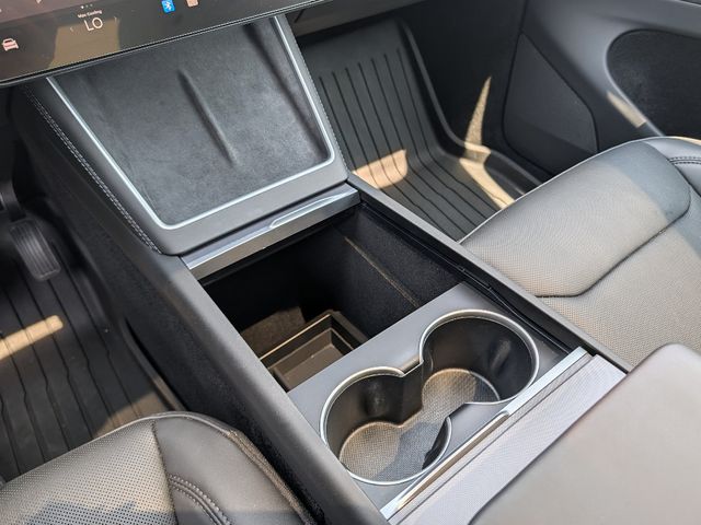 2026 Tesla Model Y Long Range Launch Series AWD - 23043529 - 21