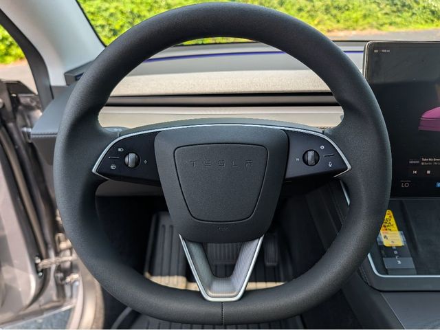 2026 Tesla Model Y Long Range Launch Series AWD - 23043529 - 22