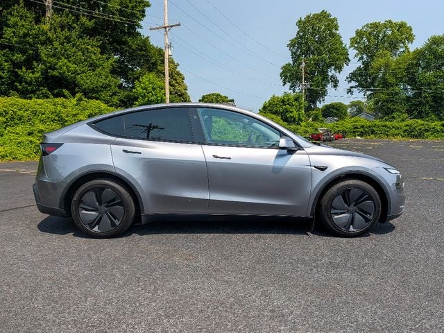 2026 Tesla Model Y Long Range Launch Series AWD - 23043529 - 3