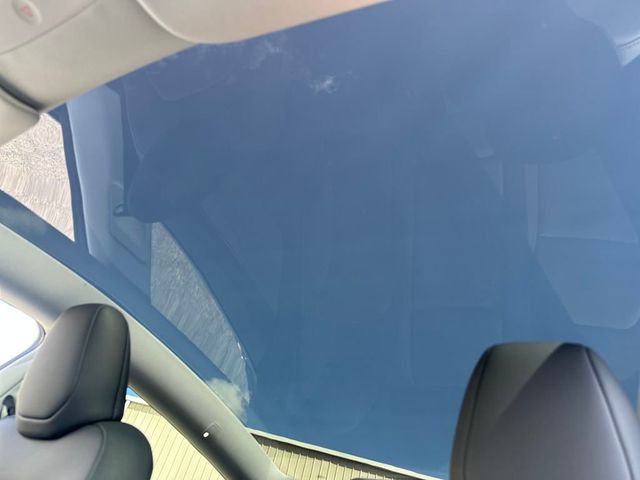 2026 Tesla Model Y Long Range RWD - 22951079 - 18