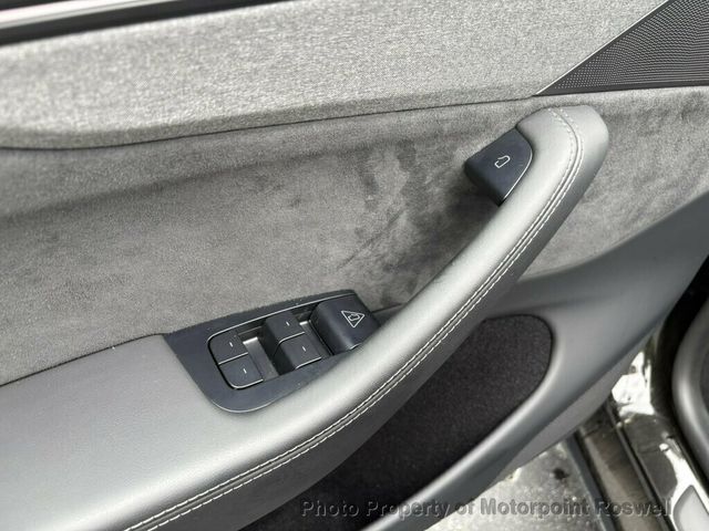2026 Tesla Model Y Long Range RWD - 23054819 - 11