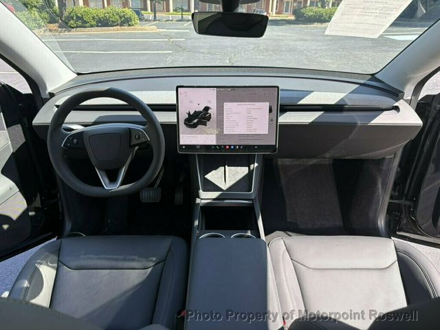 2026 Tesla Model Y Long Range RWD - 23054982 - 13