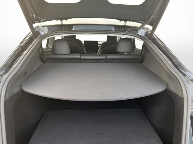 2026 Tesla Model Y Long Range RWD - 22972768 - 20