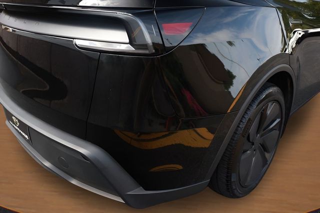 2026 Tesla Model Y Long Range RWD - 23063077 - 11