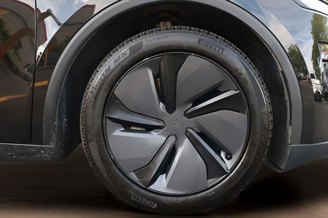 2026 Tesla Model Y Long Range RWD - 23063077 - 15