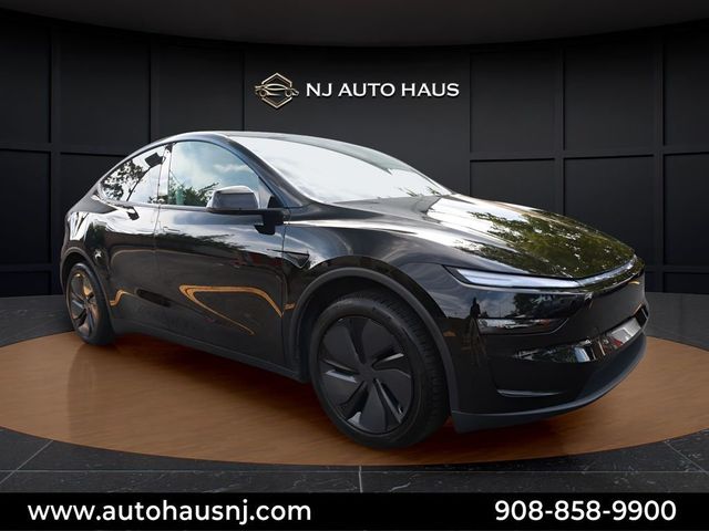 2026 Tesla Model Y Long Range RWD - 23063077 - 17