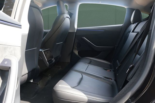 2026 Tesla Model Y Long Range RWD - 23063077 - 22