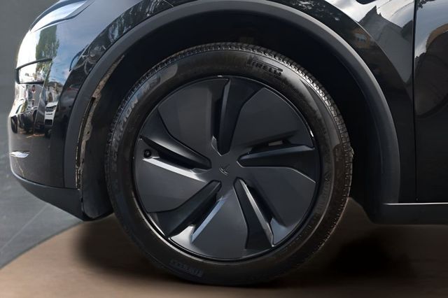 2026 Tesla Model Y Long Range RWD - 23063077 - 5