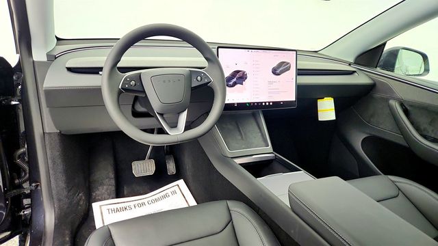 2026 Tesla Model Y Long Range RWD (357-mile range) - 22975896 - 10