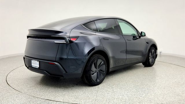 2026 Tesla Model Y Long Range RWD (357-mile range) - 22975896 - 4