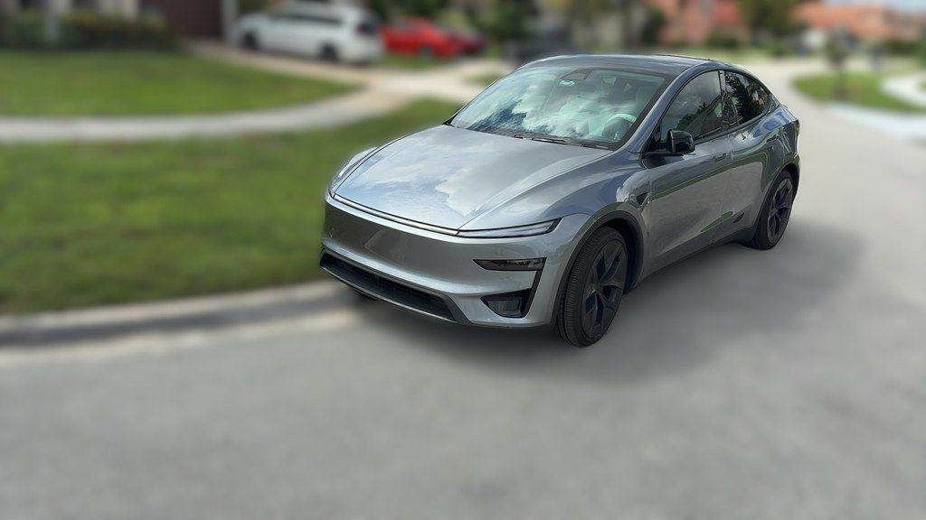 2026 Tesla Model Y Performance AWD - 23095838 - 1