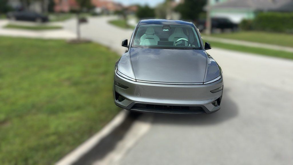 2026 Tesla Model Y Performance AWD - 23095838 - 3