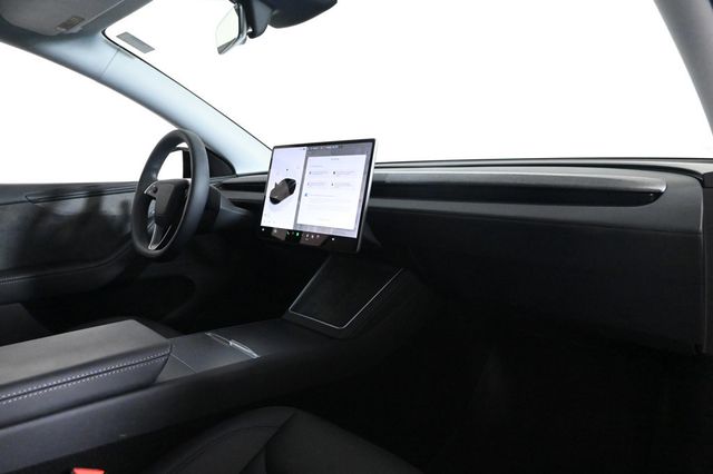 2026 Tesla Model Y Premium - 23003709 - 13