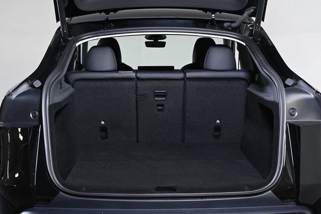 2026 Tesla Model Y Premium - 23003709 - 19