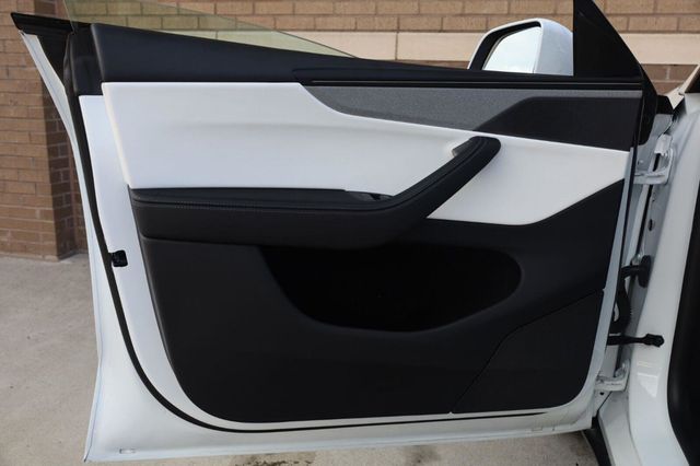 2026 Tesla Model Y Premium - 23055207 - 11