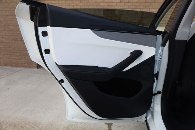 2026 Tesla Model Y Premium - 23055207 - 17