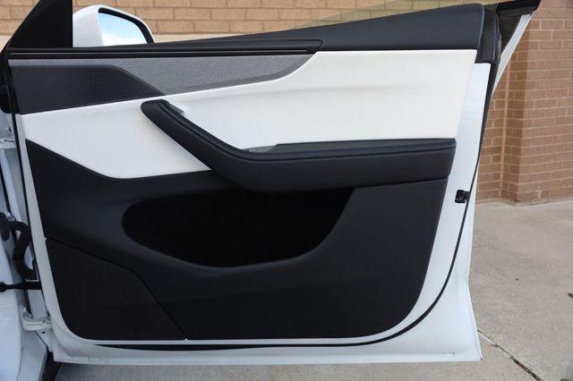 2026 Tesla Model Y Premium - 23055207 - 26