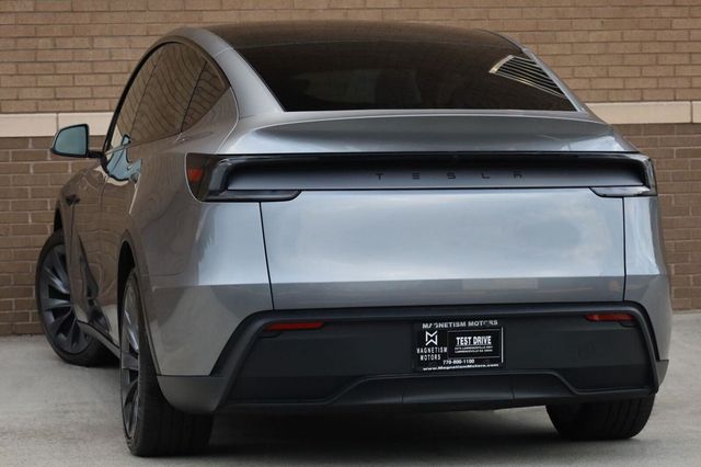 2026 Tesla Model Y Premium - 23092843 - 10