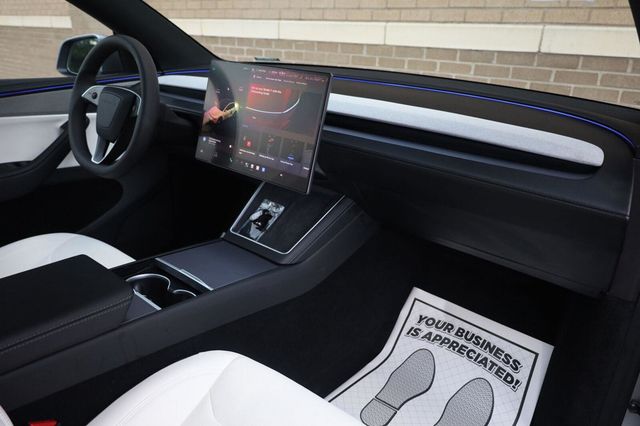 2026 Tesla Model Y Premium - 23092843 - 29