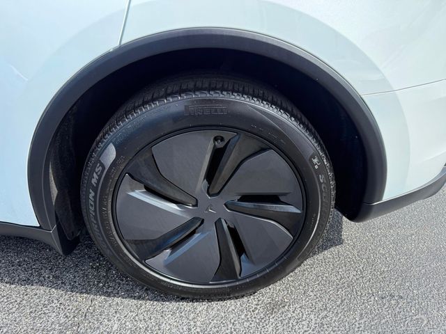 2026 Tesla Model Y Premium AWD - 23041181 - 35