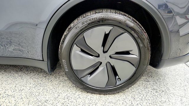 2026 Tesla Model Y Premium AWD - 23095727 - 8