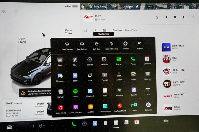 2026 Tesla Model Y Premium RWD - 22991402 - 29