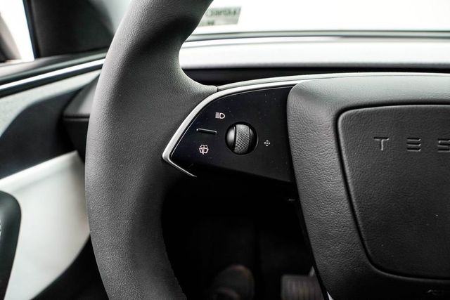 2026 Tesla Model Y Premium RWD - 22991402 - 34