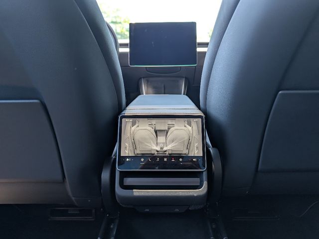 2026 Tesla Model Y Premium RWD - 23039932 - 19