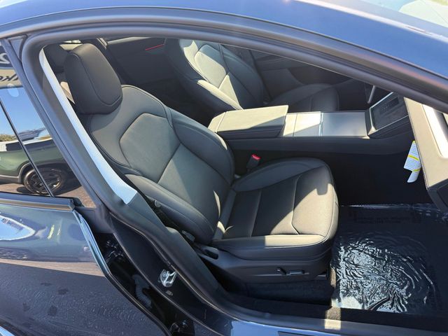 2026 Tesla Model Y Premium RWD - 22963691 - 29