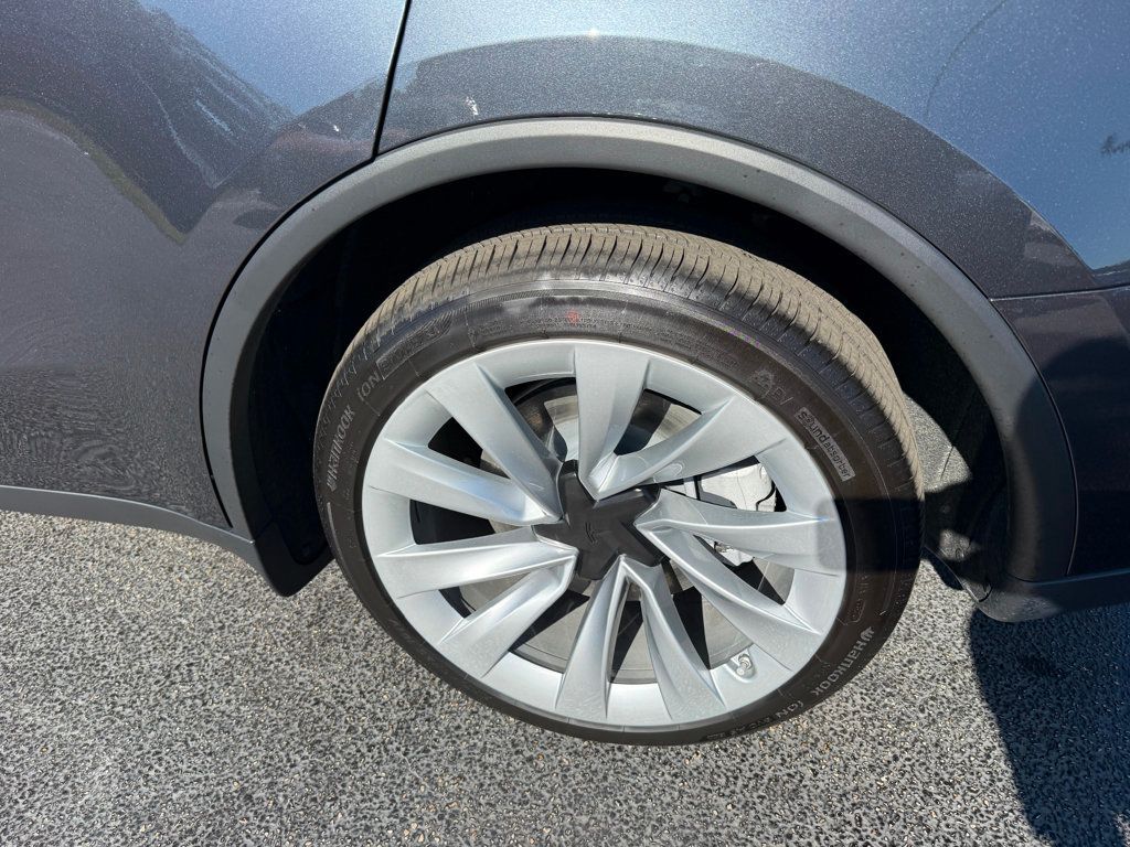 2026 Tesla Model Y Premium RWD - 22963691 - 35