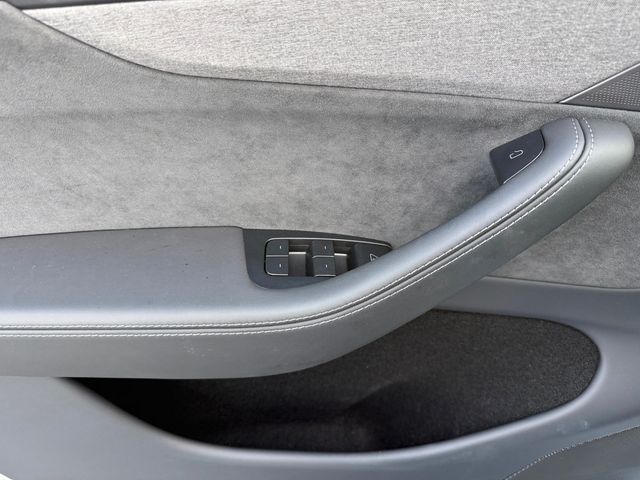 2026 Tesla Model Y **PREMIUM RWD** - 23031241 - 21