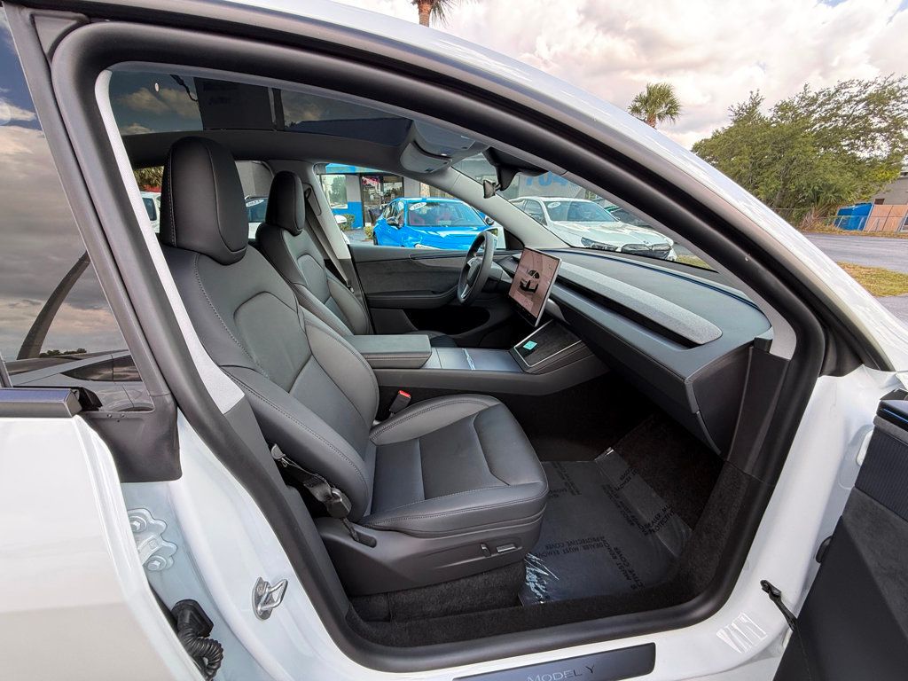 2026 Tesla Model Y **PREMIUM RWD** - 23031241 - 30