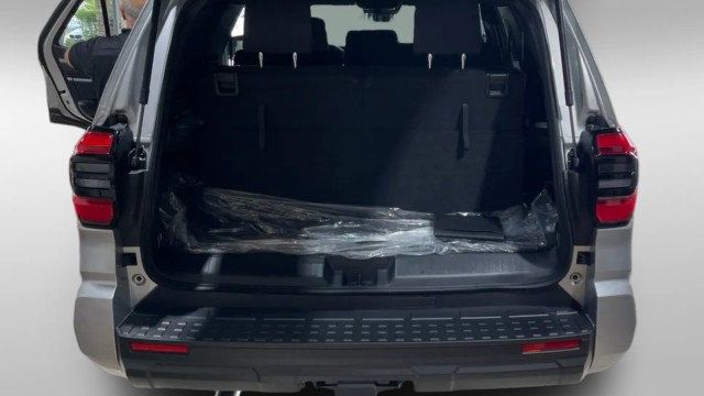 2026 Toyota 4Runner SR5 4WD - 23031413 - 8