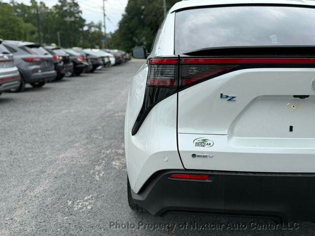 2026 Toyota bZ XLE Plus FWD - 23030216 - 10