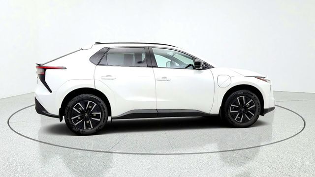 2026 Toyota bZ XLE Plus FWD - 23094475 - 3
