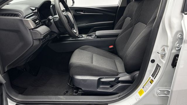 2026 Toyota Camry LE - 23028950 - 9