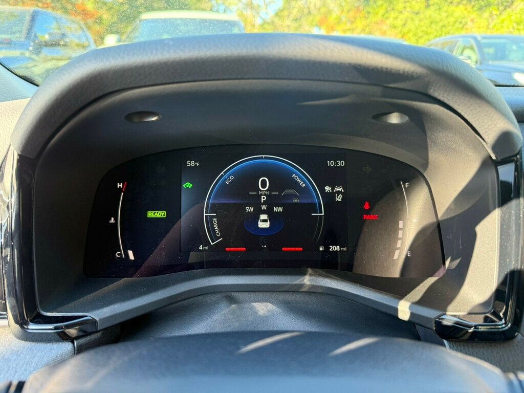 2026 Toyota Camry LE photo 4