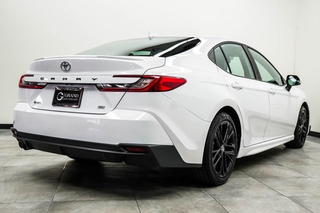 2026 Toyota Camry SE - 23032752 - 11