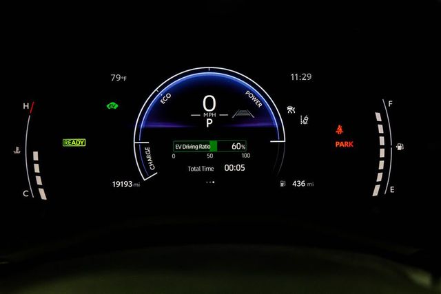2026 Toyota Camry SE - 23032752 - 33