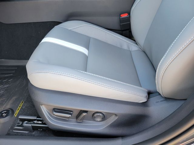 2026 Toyota Camry SE - 23023619 - 4