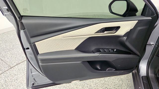 2026 Toyota Camry XLE with Panoramic Glass Roof - 22963599 - 10