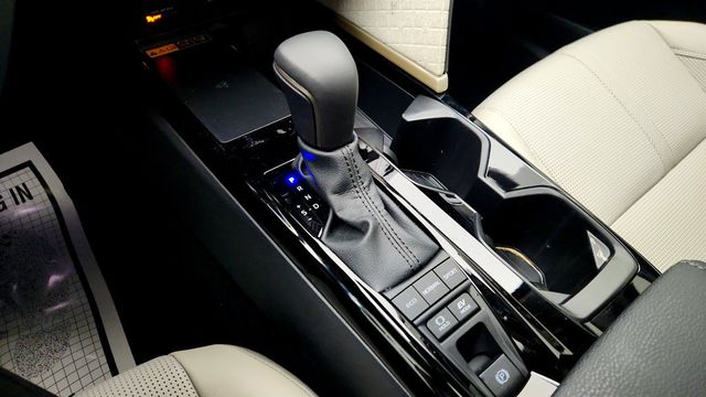 2026 Toyota Camry XLE with Panoramic Glass Roof - 22963599 - 16