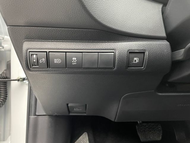 2026 Toyota Corolla Hybrid SE AWD - 22983542 - 18