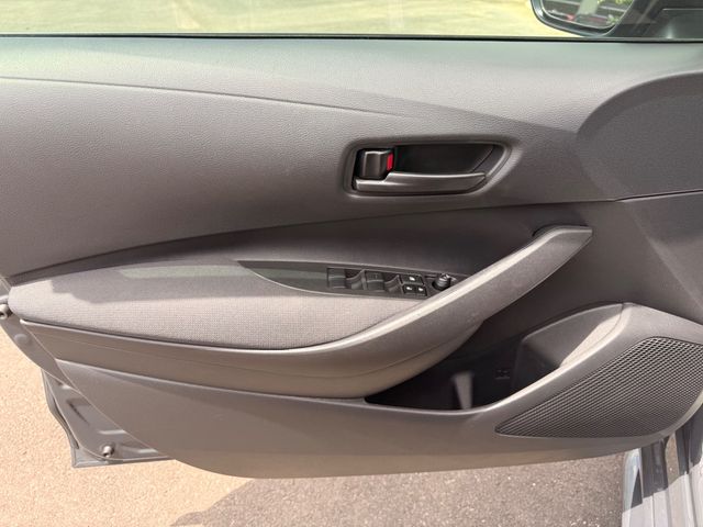 2026 Toyota Corolla LE CVT's photo