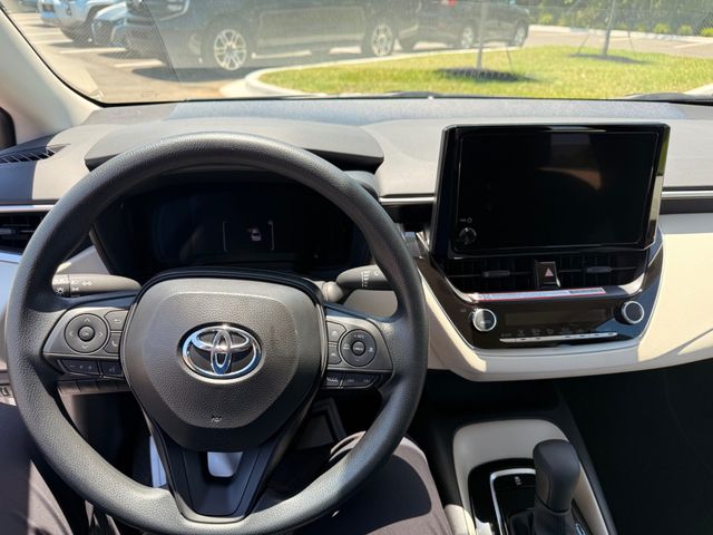 2026 Toyota Corolla LE CVT's photo