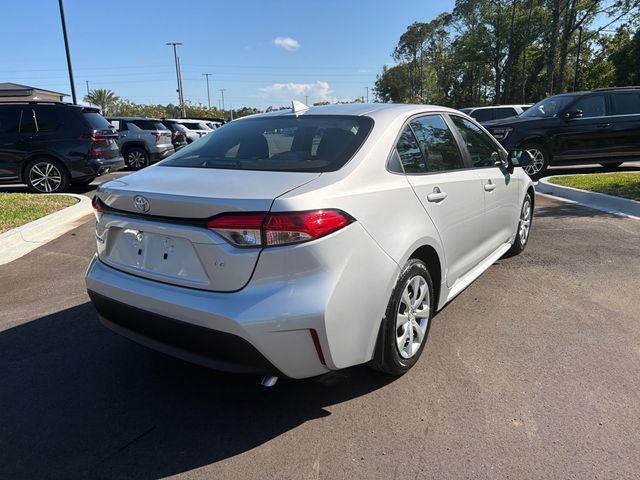 2026 Toyota Corolla LE CVT's photo