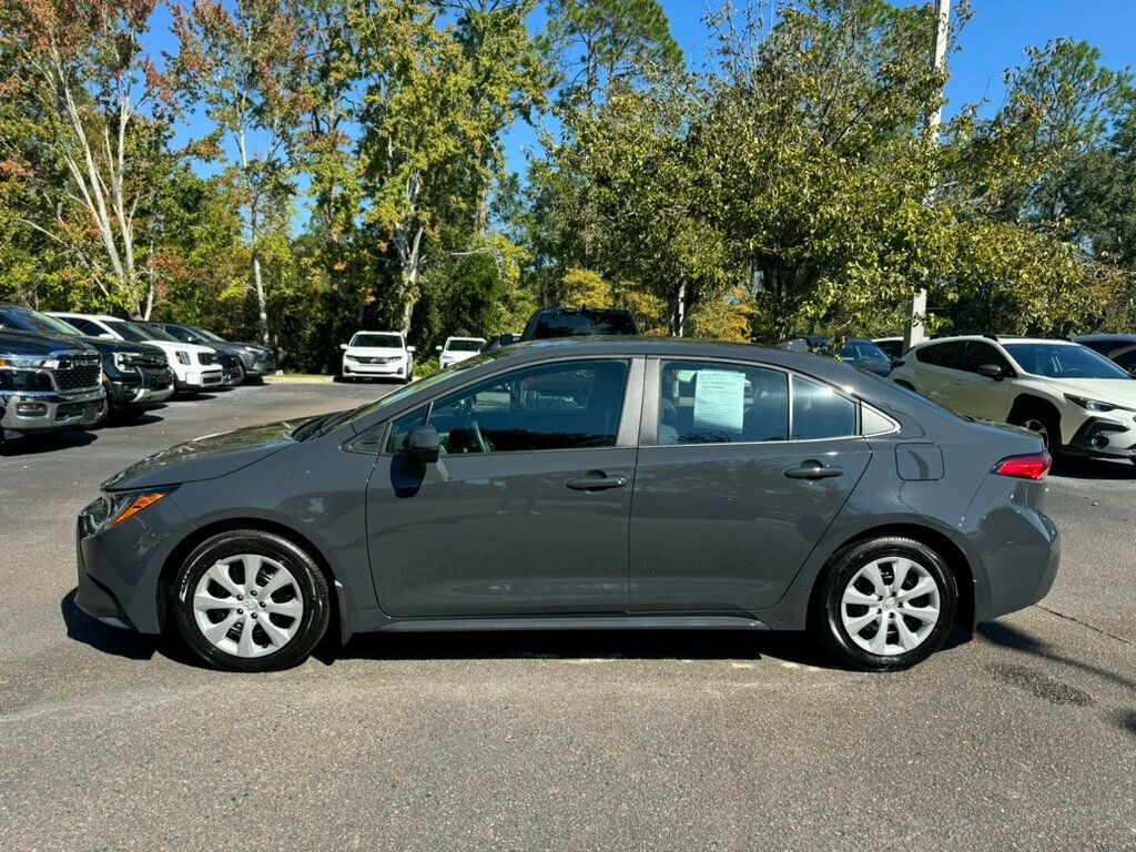 2026 Toyota Corolla LE photo 2